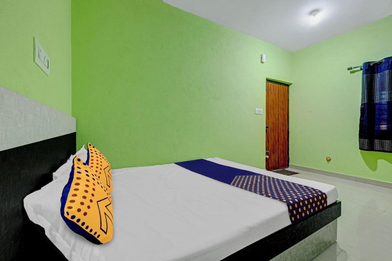 Spot On B R Comforts Krs Back Water Hotel Hosa Kannambadi Exterior photo