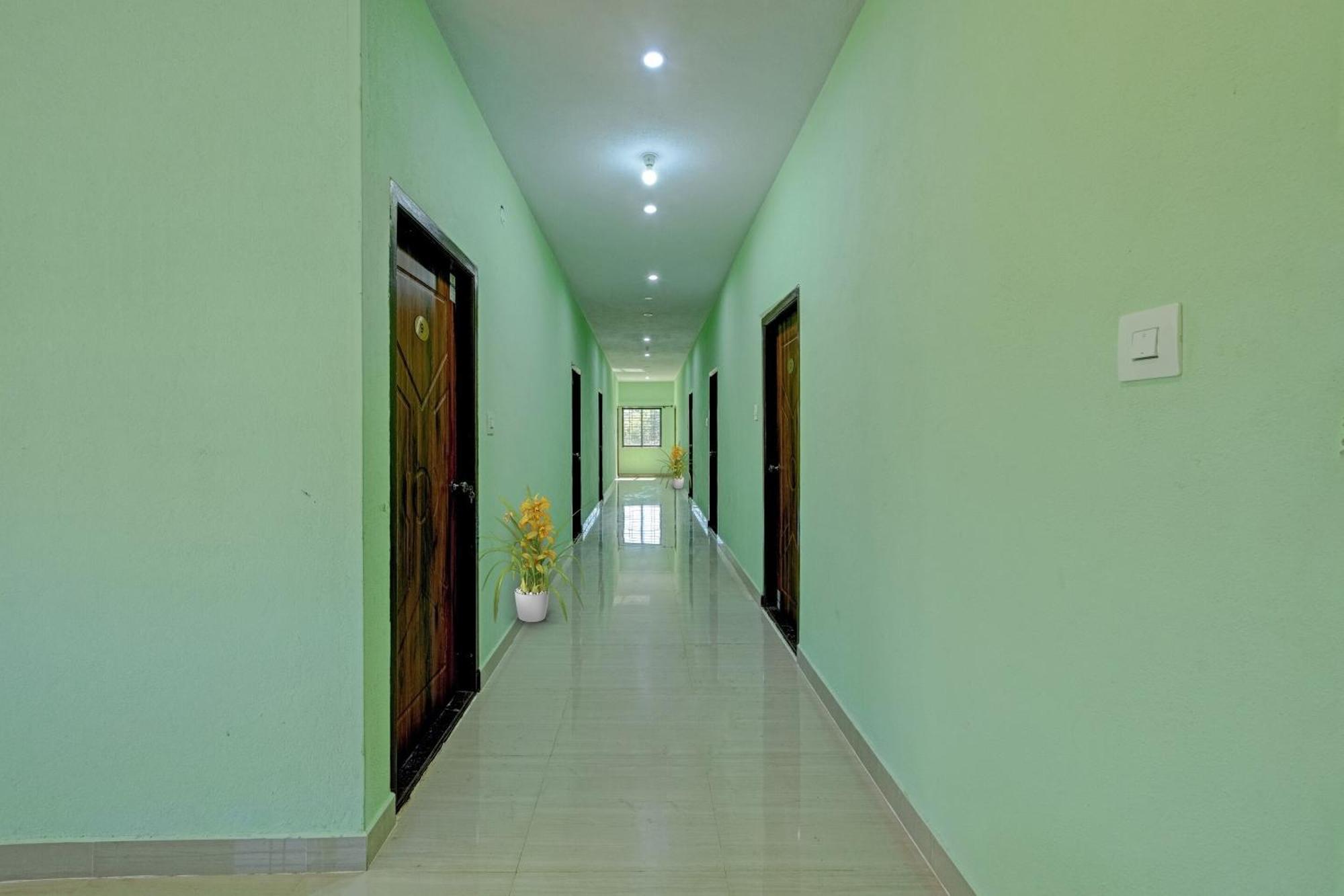 Spot On B R Comforts Krs Back Water Hotel Hosa Kannambadi Exterior photo